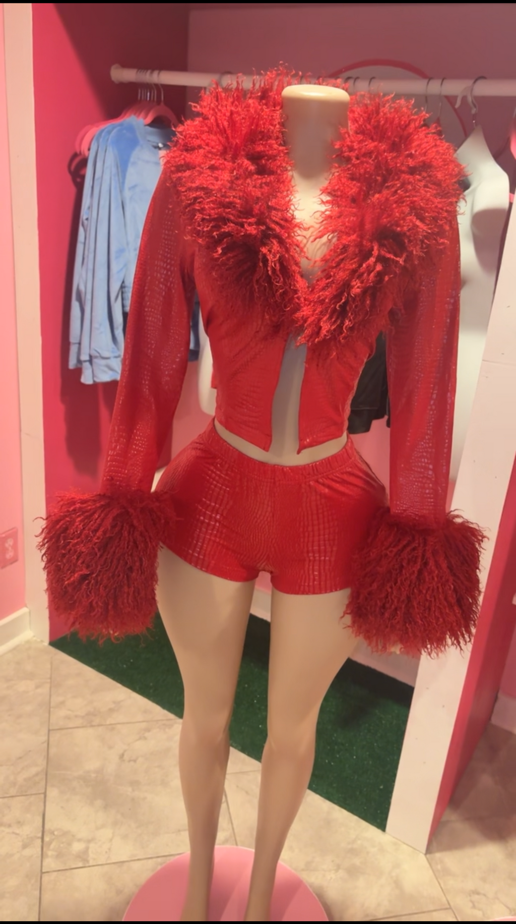 Fur Shorts Set 🍷