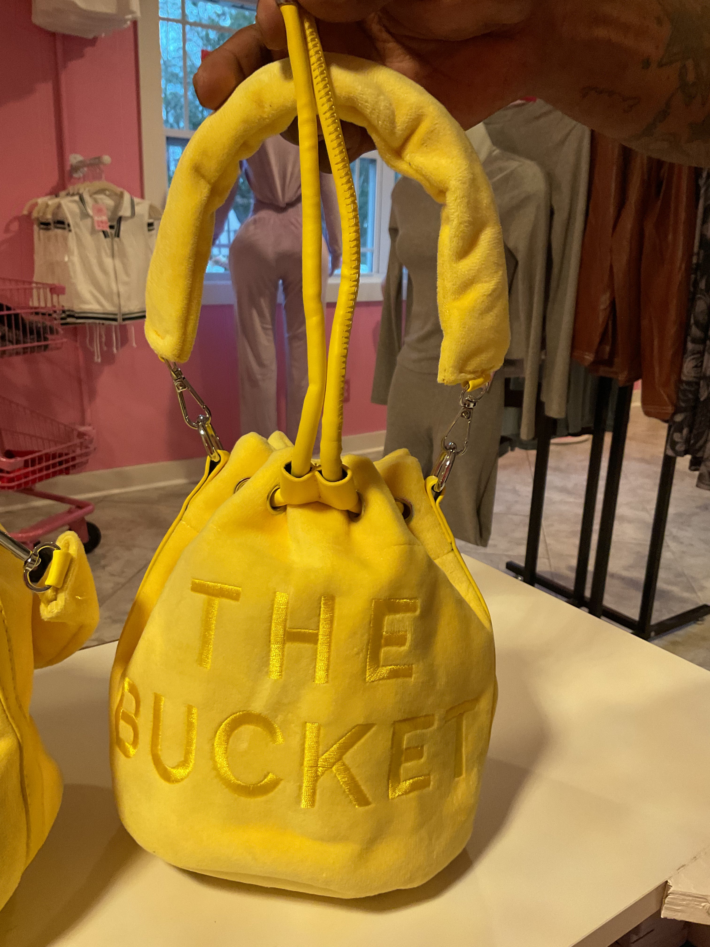 Bucket Purses 🎀