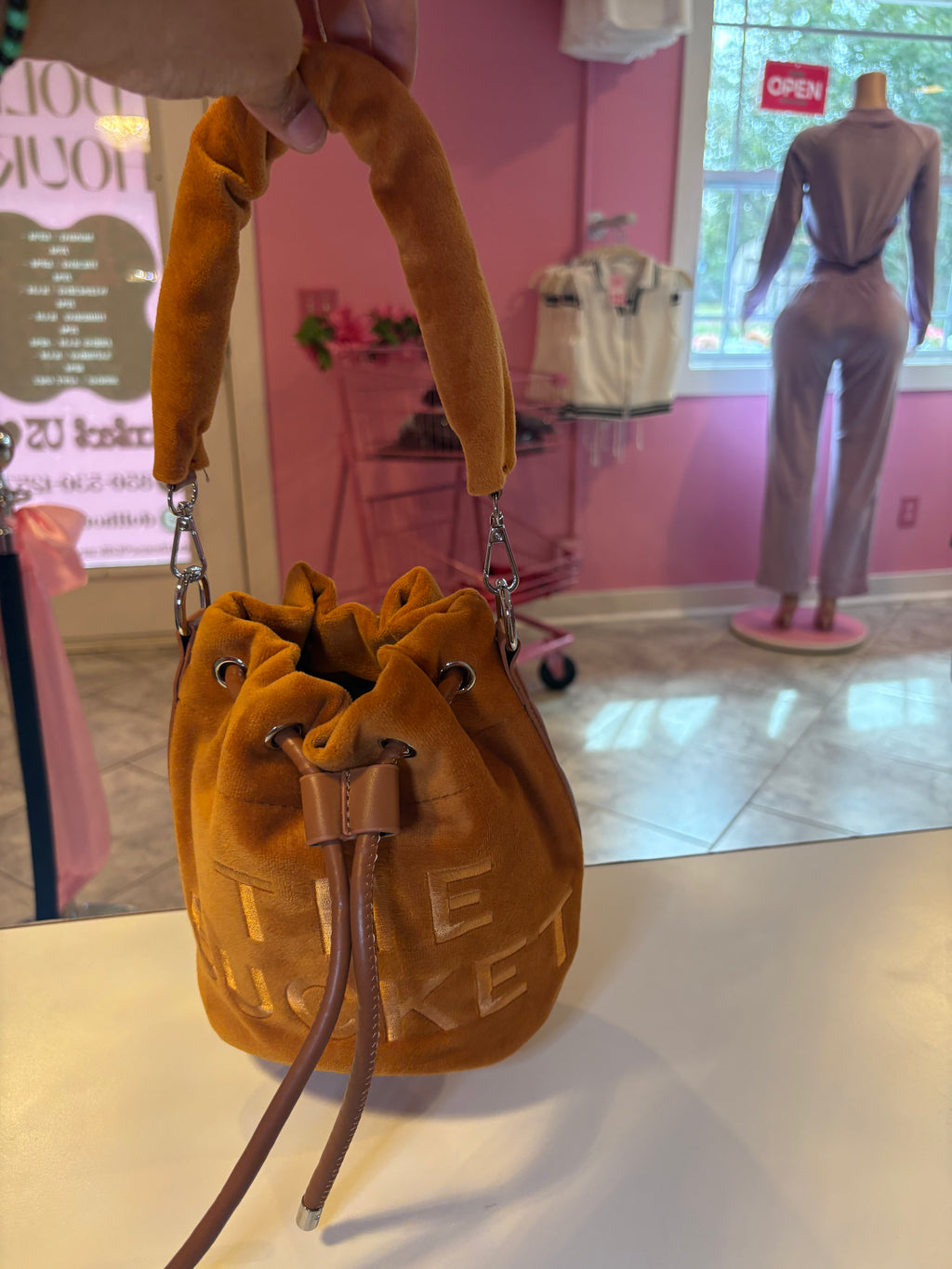 Bucket Purses 🎀